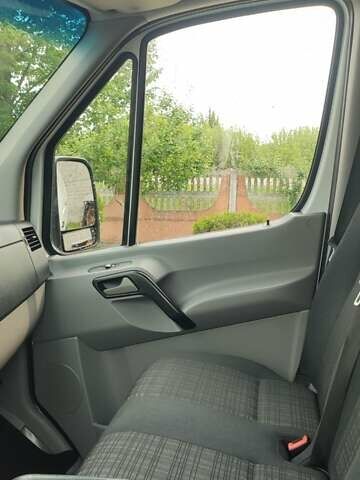 Белый Мерседес Sprinter, объемом двигателя 3 л и пробегом 234 тыс. км за 29000 $, фото 18 на Automoto.ua