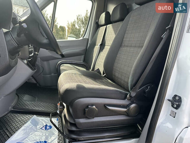 Белый Мерседес Sprinter, объемом двигателя 2.2 л и пробегом 385 тыс. км за 18300 $, фото 18 на Automoto.ua
