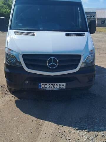 Белый Мерседес Sprinter, объемом двигателя 2.2 л и пробегом 316 тыс. км за 15500 $, фото 2 на Automoto.ua