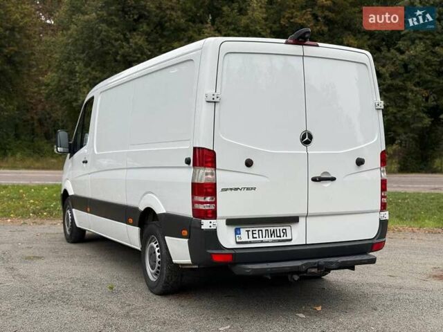 Білий Мерседес Sprinter, об'ємом двигуна 2.2 л та пробігом 209 тис. км за 17999 $, фото 4 на Automoto.ua