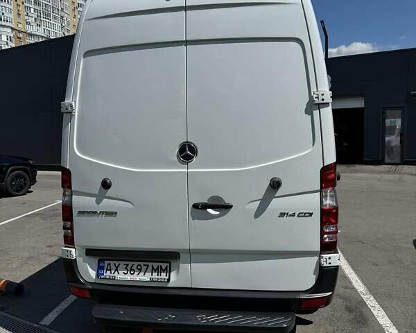 Белый Мерседес Sprinter, объемом двигателя 2.14 л и пробегом 15 тыс. км за 30000 $, фото 28 на Automoto.ua