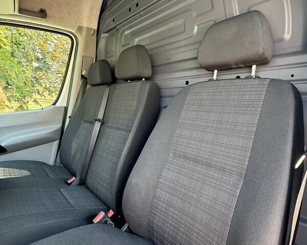 Белый Мерседес Sprinter, объемом двигателя 2.14 л и пробегом 176 тыс. км за 17952 $, фото 8 на Automoto.ua