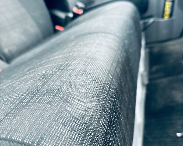 Белый Мерседес Sprinter, объемом двигателя 2.1 л и пробегом 330 тыс. км за 18700 $, фото 12 на Automoto.ua