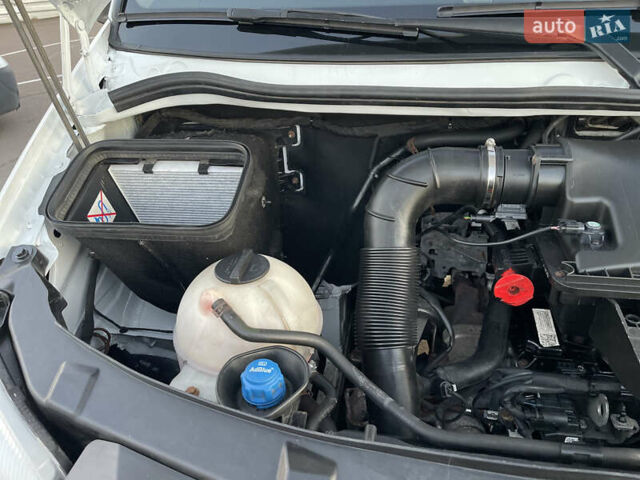 Белый Мерседес Sprinter, объемом двигателя 2.2 л и пробегом 320 тыс. км за 20900 $, фото 37 на Automoto.ua