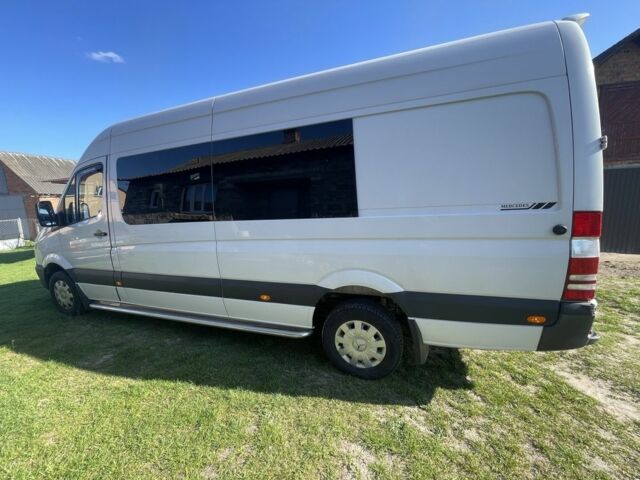 Белый Мерседес Sprinter, объемом двигателя 2.1 л и пробегом 785 тыс. км за 20000 $, фото 6 на Automoto.ua