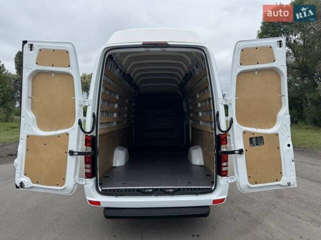 Белый Мерседес Sprinter, объемом двигателя 2.2 л и пробегом 283 тыс. км за 23000 $, фото 52 на Automoto.ua