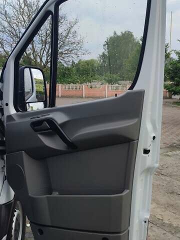 Белый Мерседес Sprinter, объемом двигателя 3 л и пробегом 234 тыс. км за 29000 $, фото 31 на Automoto.ua