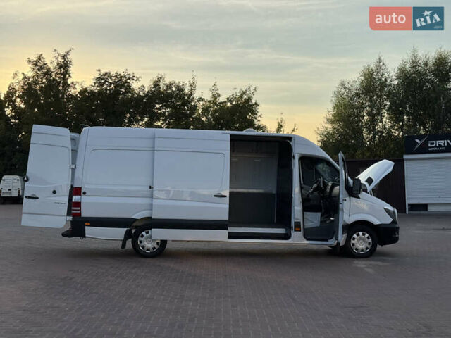 Білий Мерседес Sprinter, об'ємом двигуна 0 л та пробігом 347 тис. км за 17500 $, фото 23 на Automoto.ua