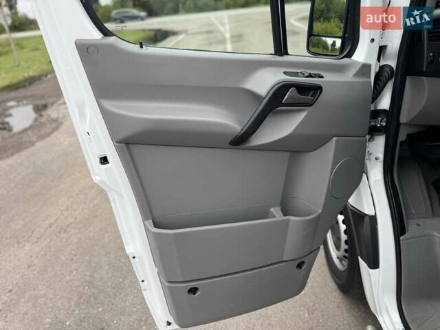 Белый Мерседес Sprinter, объемом двигателя 2.2 л и пробегом 283 тыс. км за 23000 $, фото 23 на Automoto.ua