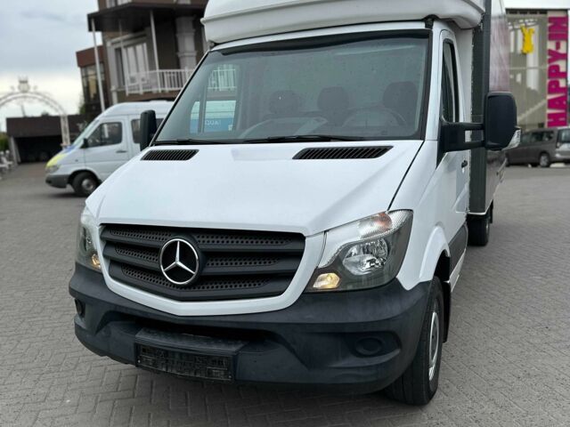Белый Мерседес Sprinter, объемом двигателя 2.2 л и пробегом 150 тыс. км за 19750 $, фото 1 на Automoto.ua