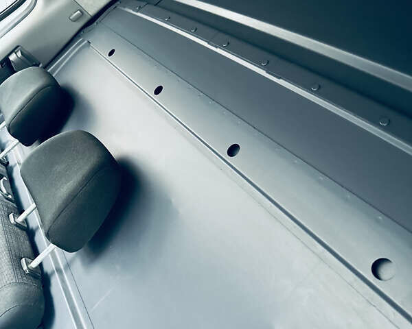 Белый Мерседес Sprinter, объемом двигателя 2.1 л и пробегом 330 тыс. км за 18700 $, фото 25 на Automoto.ua