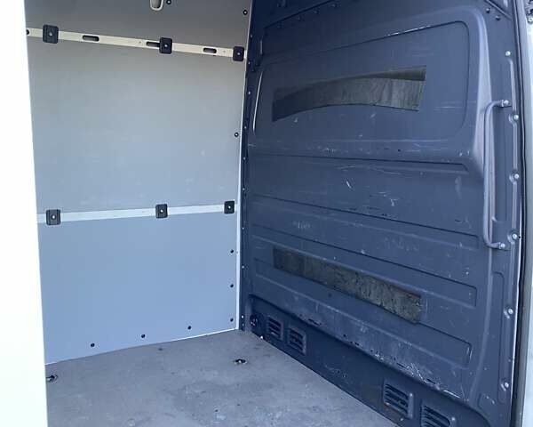 Білий Мерседес Sprinter, об'ємом двигуна 2.1 л та пробігом 320 тис. км за 16900 $, фото 13 на Automoto.ua