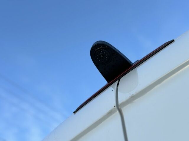 Белый Мерседес Sprinter, объемом двигателя 3 л и пробегом 300 тыс. км за 35500 $, фото 6 на Automoto.ua