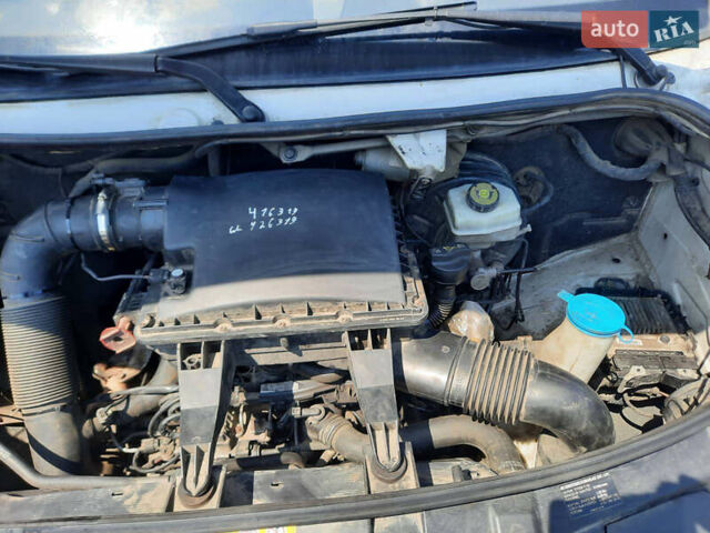 Белый Мерседес Sprinter, объемом двигателя 2.1 л и пробегом 300 тыс. км за 15999 $, фото 7 на Automoto.ua