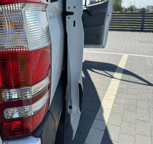 Белый Мерседес Sprinter, объемом двигателя 2.2 л и пробегом 370 тыс. км за 17700 $, фото 33 на Automoto.ua