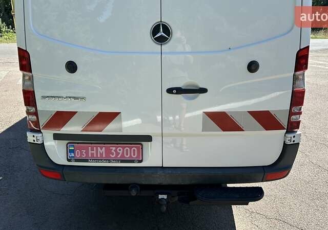 Белый Мерседес Sprinter, объемом двигателя 2.2 л и пробегом 99 тыс. км за 30000 $, фото 7 на Automoto.ua