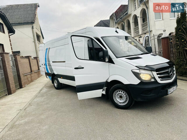 Белый Мерседес Sprinter, объемом двигателя 2.1 л и пробегом 330 тыс. км за 18700 $, фото 34 на Automoto.ua