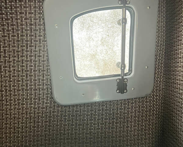 Білий Мерседес Sprinter, об'ємом двигуна 3 л та пробігом 150 тис. км за 33000 $, фото 12 на Automoto.ua