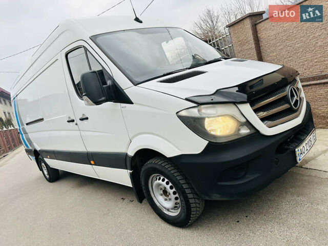 Белый Мерседес Sprinter, объемом двигателя 2.1 л и пробегом 330 тыс. км за 18700 $, фото 33 на Automoto.ua