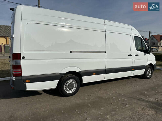Белый Мерседес Sprinter, объемом двигателя 2.2 л и пробегом 385 тыс. км за 18300 $, фото 9 на Automoto.ua