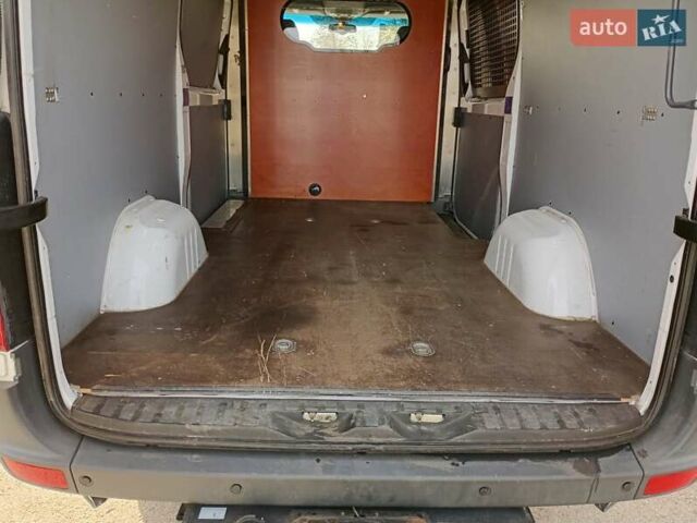 Белый Мерседес Sprinter, объемом двигателя 2.14 л и пробегом 180 тыс. км за 21900 $, фото 19 на Automoto.ua