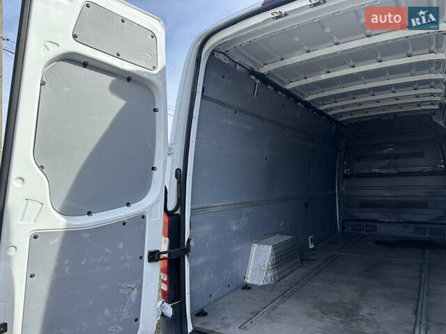 Белый Мерседес Sprinter, объемом двигателя 2.2 л и пробегом 385 тыс. км за 18300 $, фото 13 на Automoto.ua