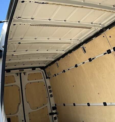 Белый Мерседес Sprinter, объемом двигателя 2.2 л и пробегом 99 тыс. км за 30000 $, фото 47 на Automoto.ua