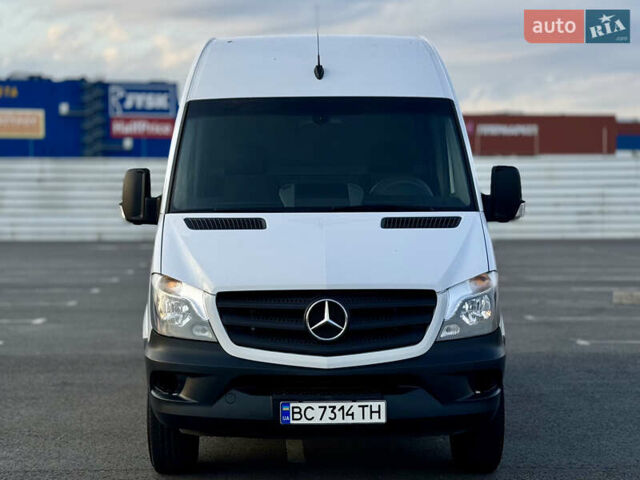Белый Мерседес Sprinter, объемом двигателя 2.99 л и пробегом 95 тыс. км за 26800 $, фото 3 на Automoto.ua