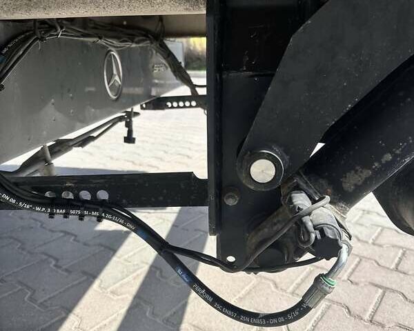 Білий Мерседес Sprinter, об'ємом двигуна 0 л та пробігом 150 тис. км за 19750 $, фото 37 на Automoto.ua