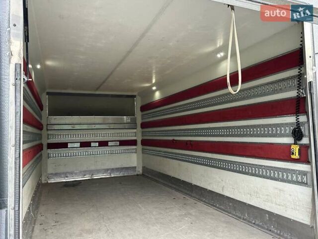 Белый Мерседес Sprinter, объемом двигателя 0 л и пробегом 150 тыс. км за 19750 $, фото 2 на Automoto.ua