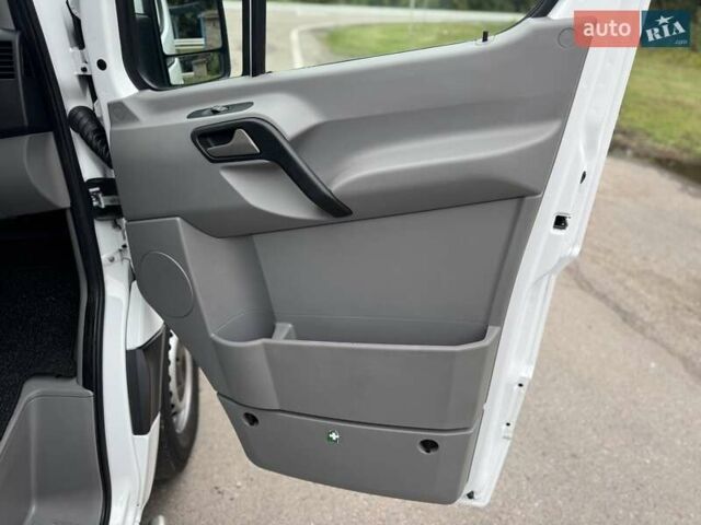 Белый Мерседес Sprinter, объемом двигателя 2.2 л и пробегом 283 тыс. км за 23000 $, фото 63 на Automoto.ua