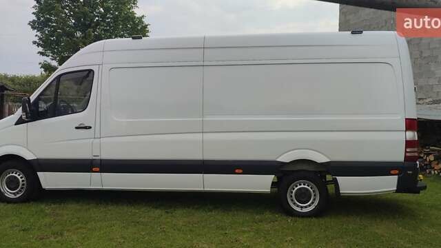 Белый Мерседес Sprinter, объемом двигателя 3 л и пробегом 234 тыс. км за 29000 $, фото 8 на Automoto.ua