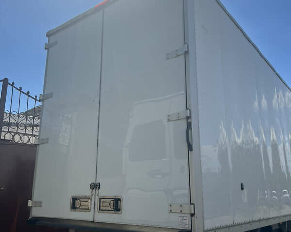 Білий Мерседес Sprinter, об'ємом двигуна 3 л та пробігом 150 тис. км за 33000 $, фото 5 на Automoto.ua