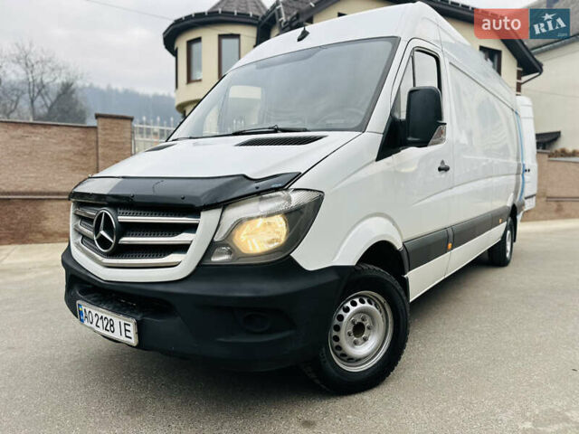 Белый Мерседес Sprinter, объемом двигателя 2.1 л и пробегом 330 тыс. км за 18700 $, фото 118 на Automoto.ua
