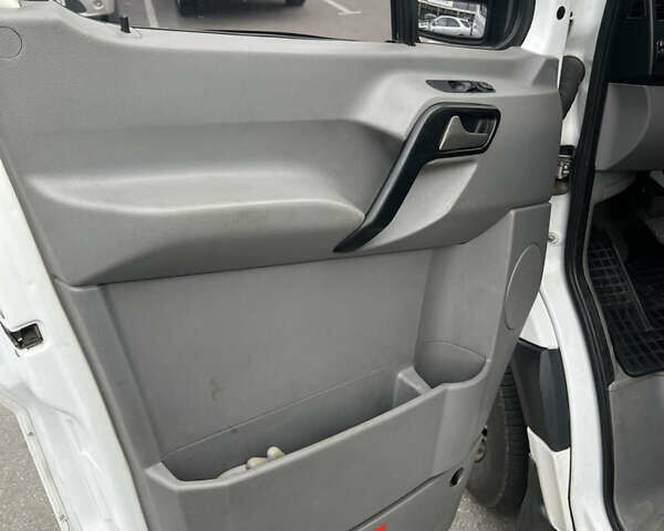 Білий Мерседес Sprinter, об'ємом двигуна 2.14 л та пробігом 398 тис. км за 16000 $, фото 7 на Automoto.ua