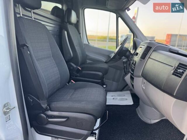 Мерседес Sprinter 2017 у Дубно на Automoto.ua Білий Мерседес Sprinter, об'ємом двигуна 2.2 л та пробігом 292 тис. км за 23000 $, фото 61 на Automoto.ua