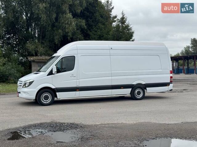 Белый Мерседес Sprinter, объемом двигателя 2.2 л и пробегом 283 тыс. км за 23000 $, фото 5 на Automoto.ua