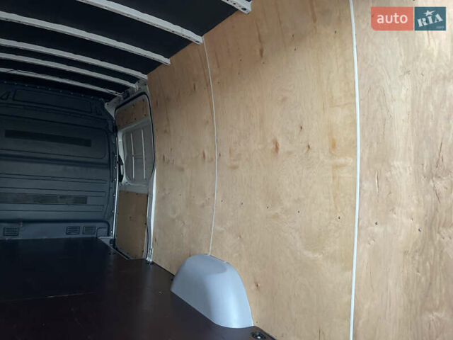 Белый Мерседес Sprinter, объемом двигателя 2.2 л и пробегом 320 тыс. км за 22400 $, фото 29 на Automoto.ua