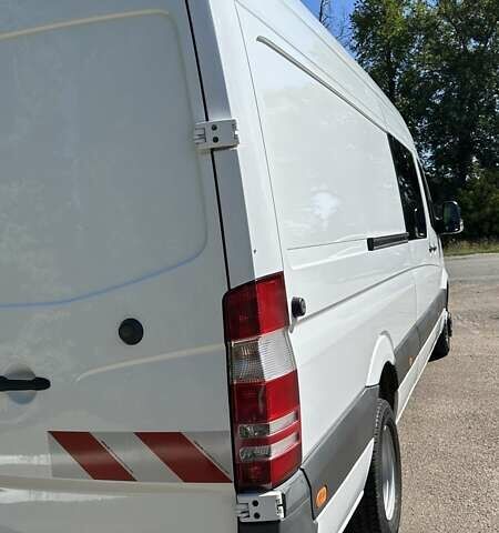 Белый Мерседес Sprinter, объемом двигателя 2.2 л и пробегом 99 тыс. км за 30000 $, фото 9 на Automoto.ua
