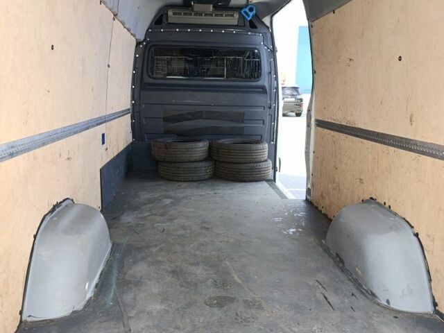 Белый Мерседес Sprinter, объемом двигателя 2.1 л и пробегом 350 тыс. км за 16999 $, фото 23 на Automoto.ua