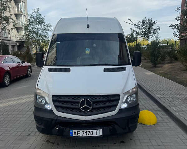 Білий Мерседес Sprinter, об'ємом двигуна 2.14 л та пробігом 398 тис. км за 16000 $, фото 25 на Automoto.ua