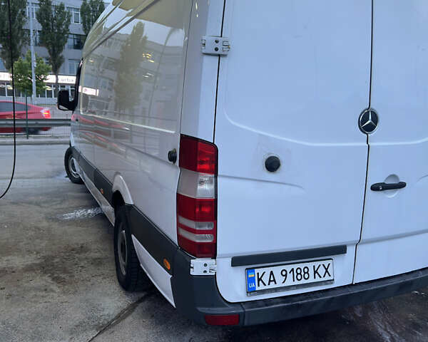 Белый Мерседес Sprinter, объемом двигателя 2.2 л и пробегом 4 тыс. км за 23500 $, фото 26 на Automoto.ua