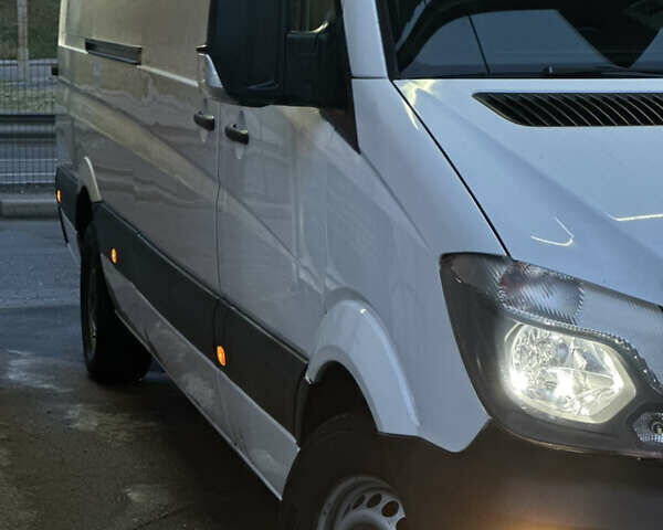 Белый Мерседес Sprinter, объемом двигателя 2.2 л и пробегом 4 тыс. км за 23500 $, фото 39 на Automoto.ua