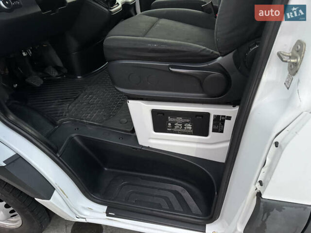 Белый Мерседес Sprinter, объемом двигателя 2.2 л и пробегом 307 тыс. км за 22390 $, фото 41 на Automoto.ua