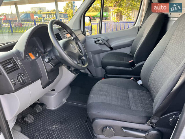 Білий Мерседес Sprinter, об'ємом двигуна 2.2 л та пробігом 288 тис. км за 19700 $, фото 18 на Automoto.ua