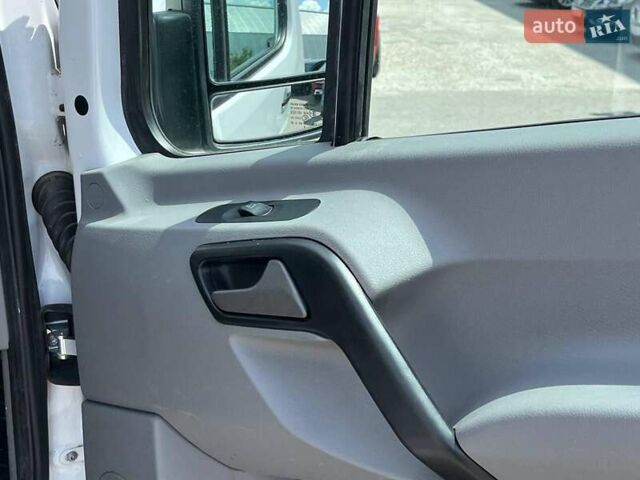 Белый Мерседес Sprinter, объемом двигателя 2.2 л и пробегом 230 тыс. км за 20900 $, фото 25 на Automoto.ua