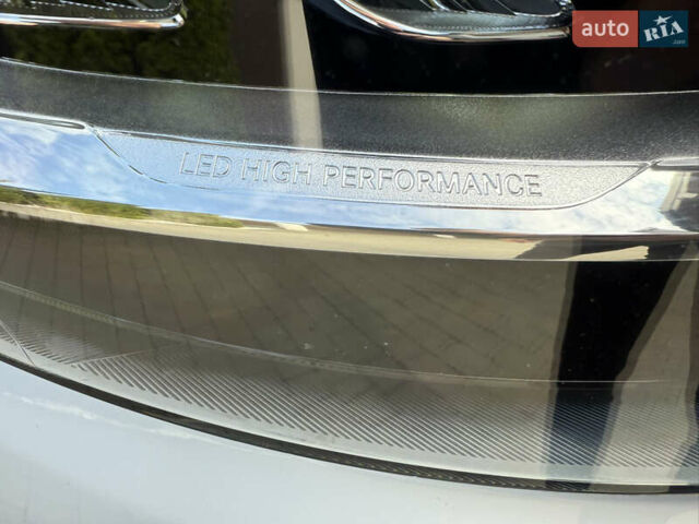 Белый Мерседес Sprinter, объемом двигателя 2.14 л и пробегом 304 тыс. км за 35000 $, фото 8 на Automoto.ua