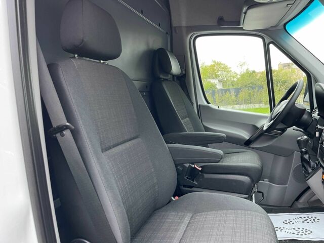 Білий Мерседес Sprinter, об'ємом двигуна 2.2 л та пробігом 238 тис. км за 25300 $, фото 22 на Automoto.ua