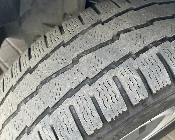 Белый Мерседес Sprinter, объемом двигателя 0 л и пробегом 241 тыс. км за 23200 $, фото 20 на Automoto.ua