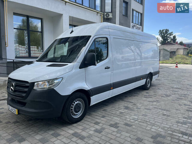 Белый Мерседес Sprinter, объемом двигателя 0 л и пробегом 241 тыс. км за 23200 $, фото 1 на Automoto.ua